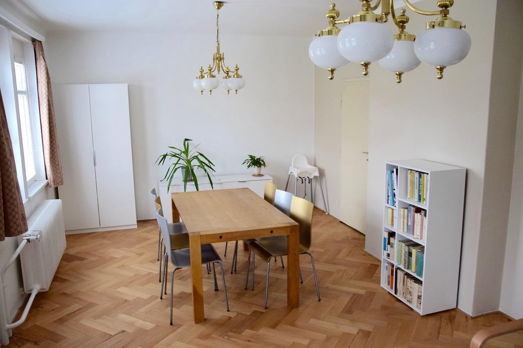 Classical House In Prague 6 Екстер'єр фото