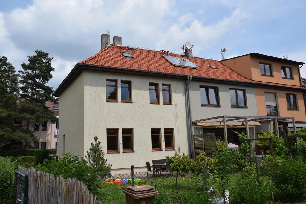 Classical House In Prague 6 Екстер'єр фото